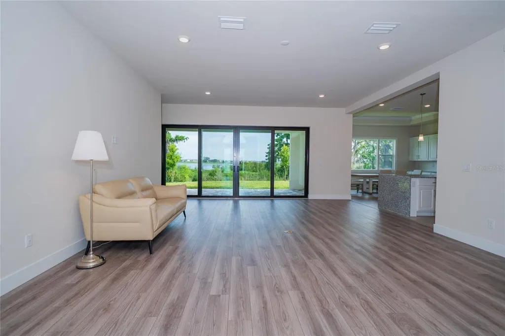 8834 Sanders Tree Loop Wesley Chapel FL 33545