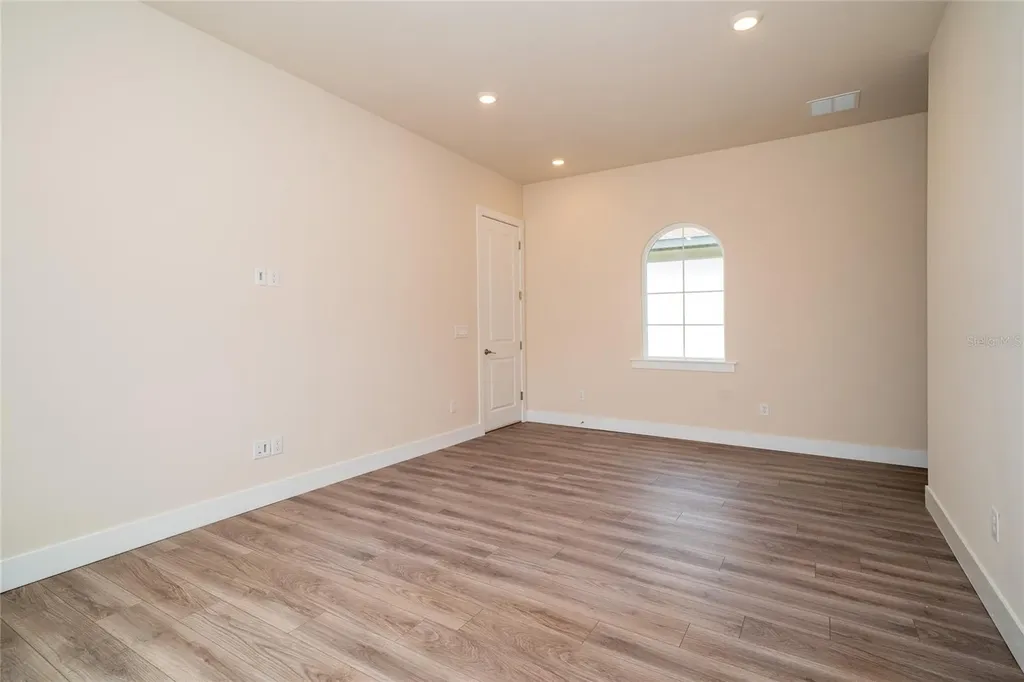 8834 Sanders Tree Loop Wesley Chapel FL 33545