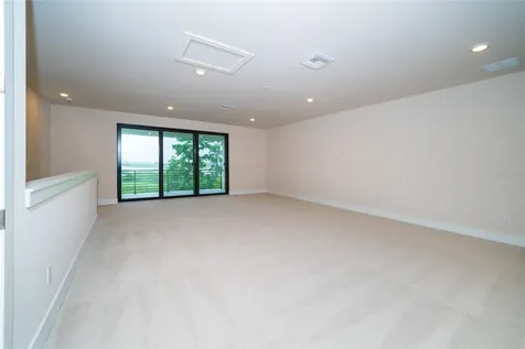 8834 Sanders Tree Loop Wesley Chapel FL 33545
