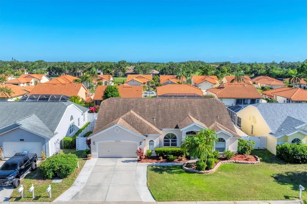 4585 Dover Street Circle E Bradenton FL 34203