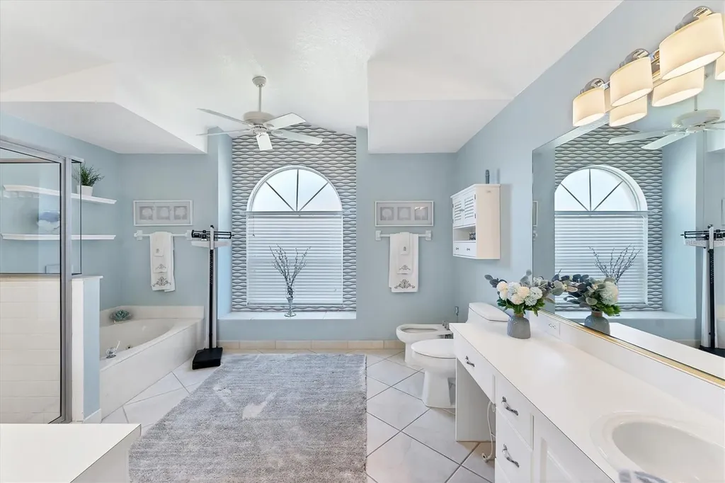 4585 Dover Street Circle E Bradenton FL 34203