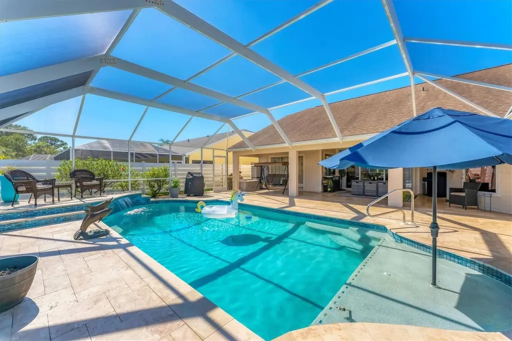 4585 Dover Street Circle E Bradenton FL 34203