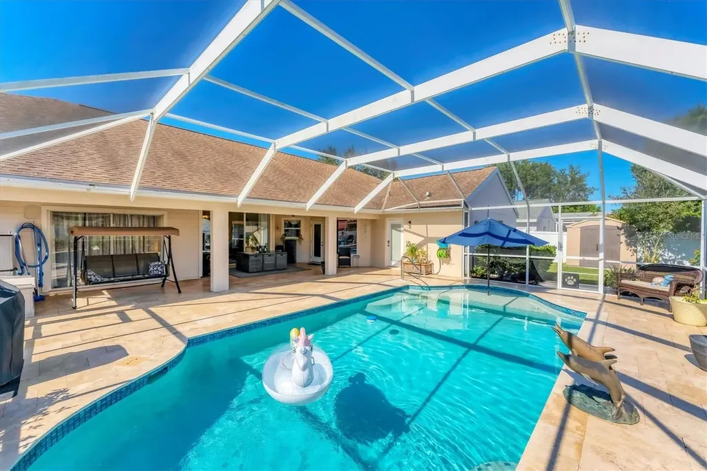 4585 Dover Street Circle E Bradenton FL 34203