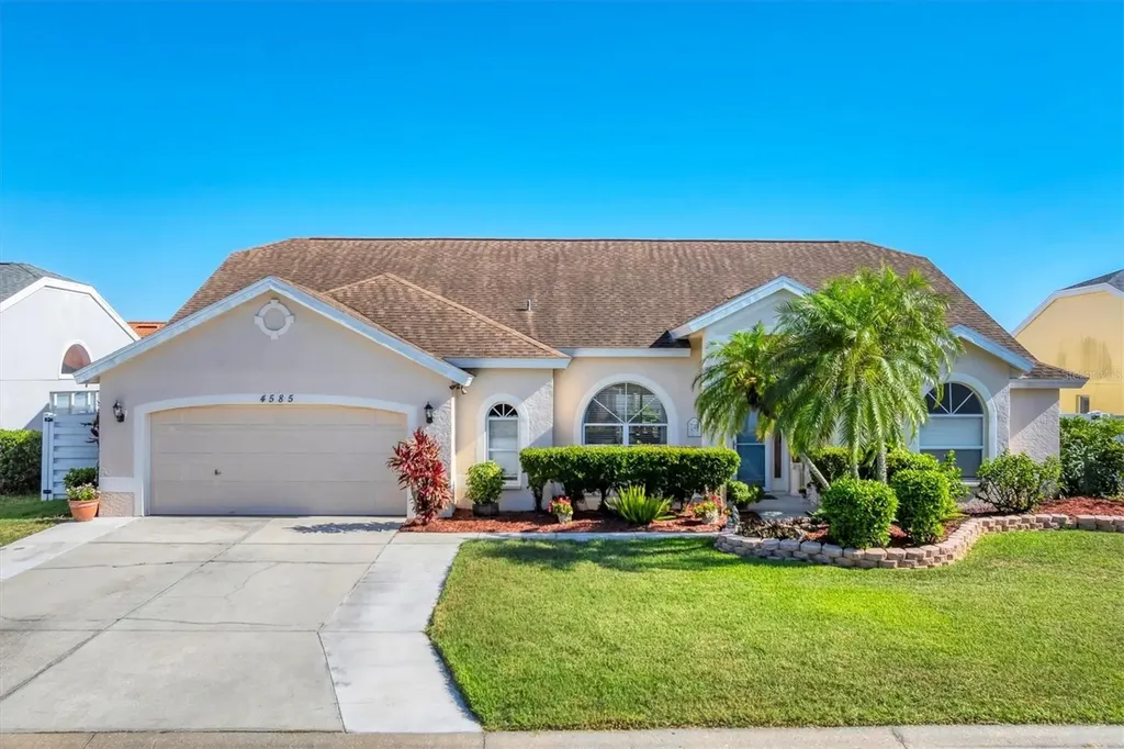 4585 Dover Street Circle E Bradenton FL 34203