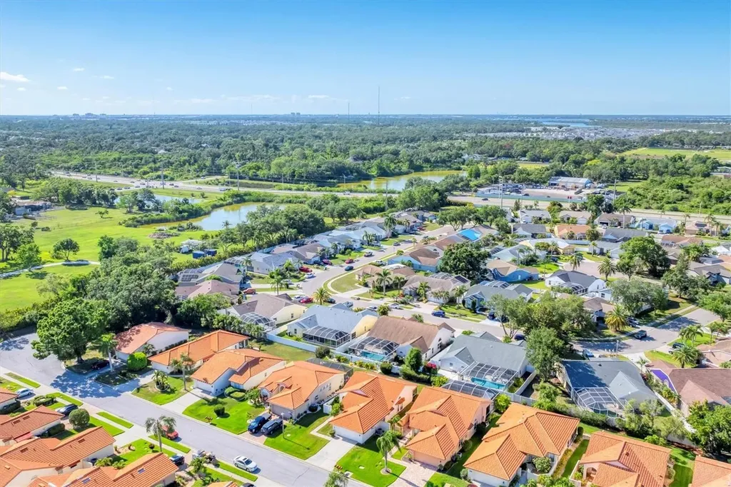 4585 Dover Street Circle E Bradenton FL 34203