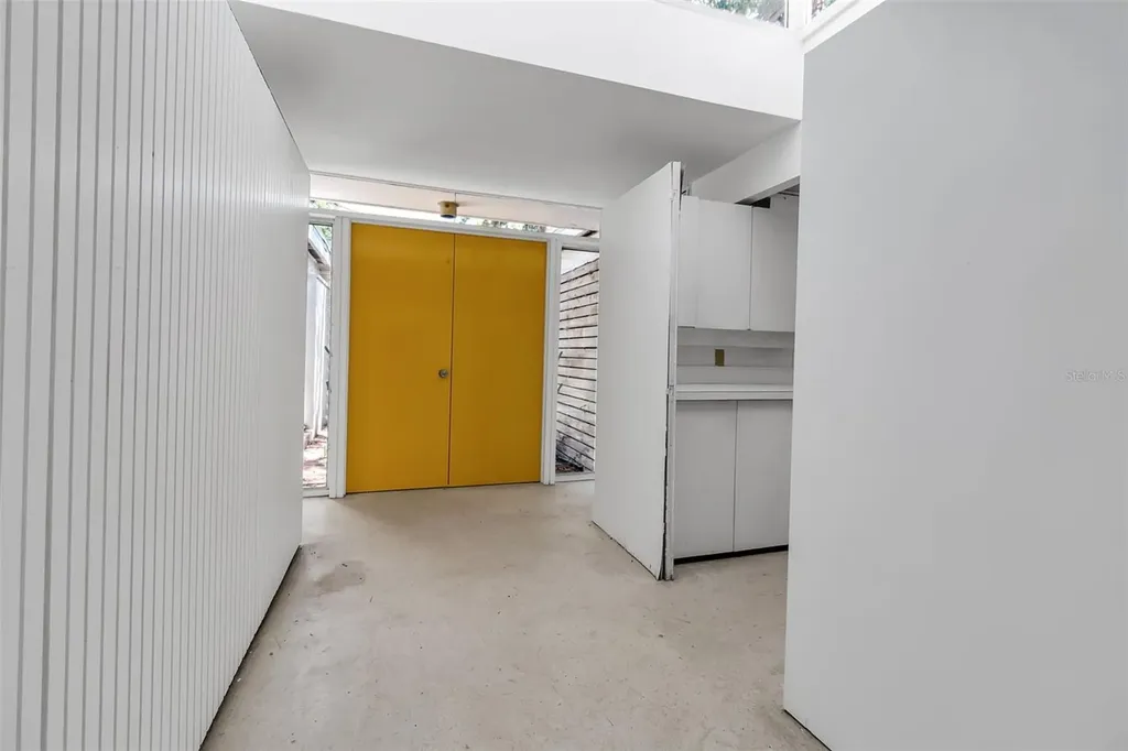 1677 Hyde Park Street Sarasota FL 34239