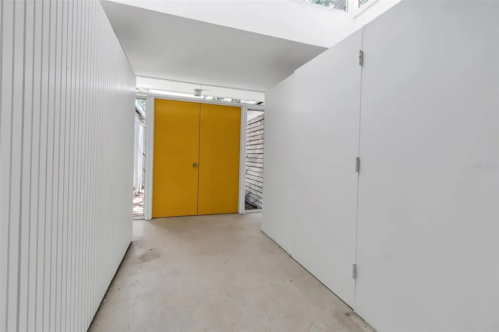 1677 Hyde Park Street Sarasota FL 34239