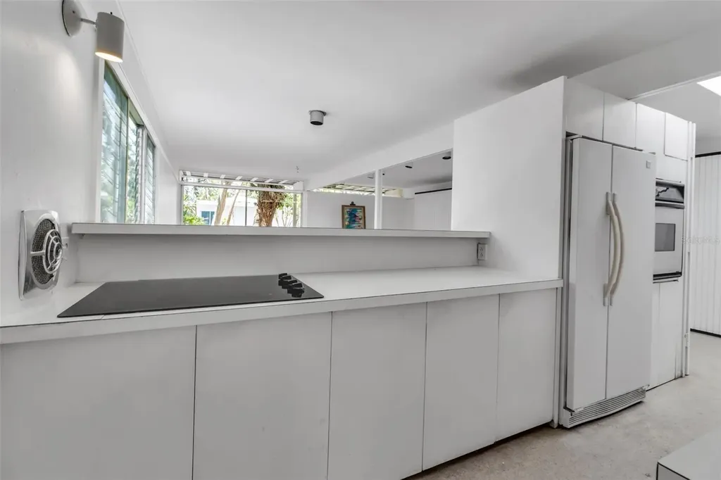 1677 Hyde Park Street Sarasota FL 34239