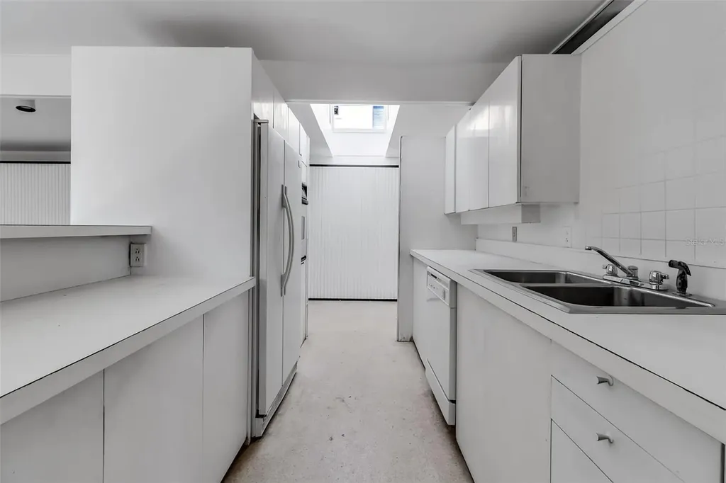 1677 Hyde Park Street Sarasota FL 34239