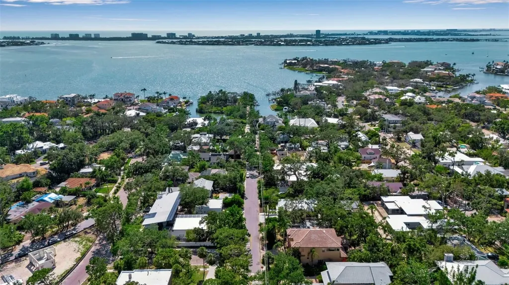 1677 Hyde Park Street Sarasota FL 34239