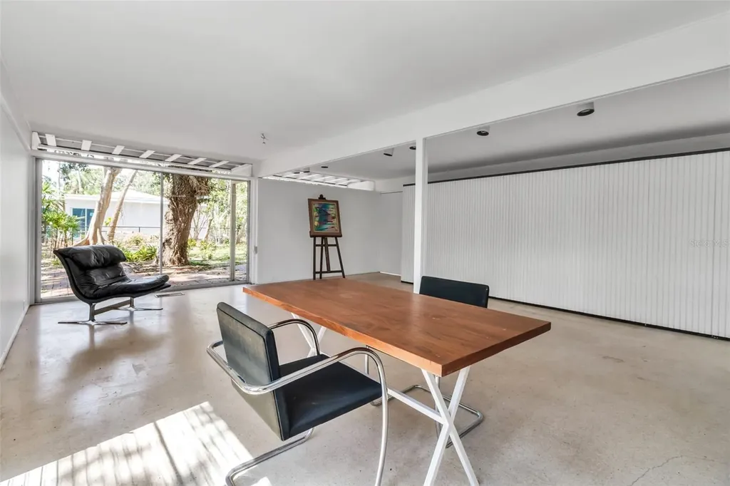 1677 Hyde Park Street Sarasota FL 34239