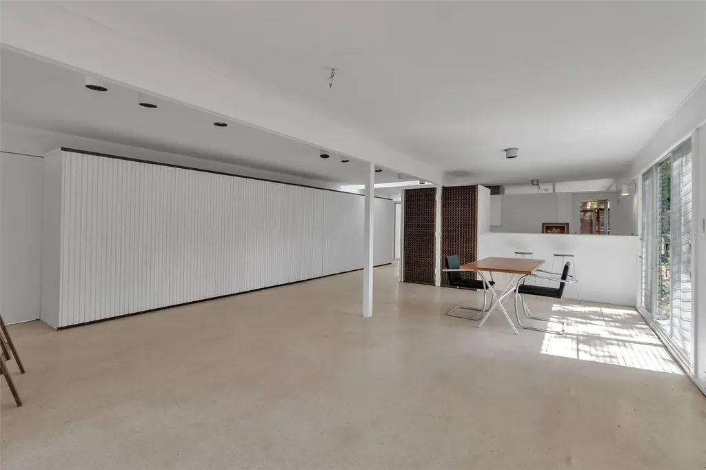 1677 Hyde Park Street Sarasota FL 34239