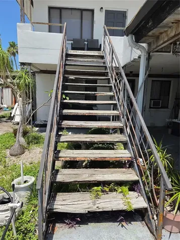 580 Bay Esplanade Clearwater Beach FL 33767