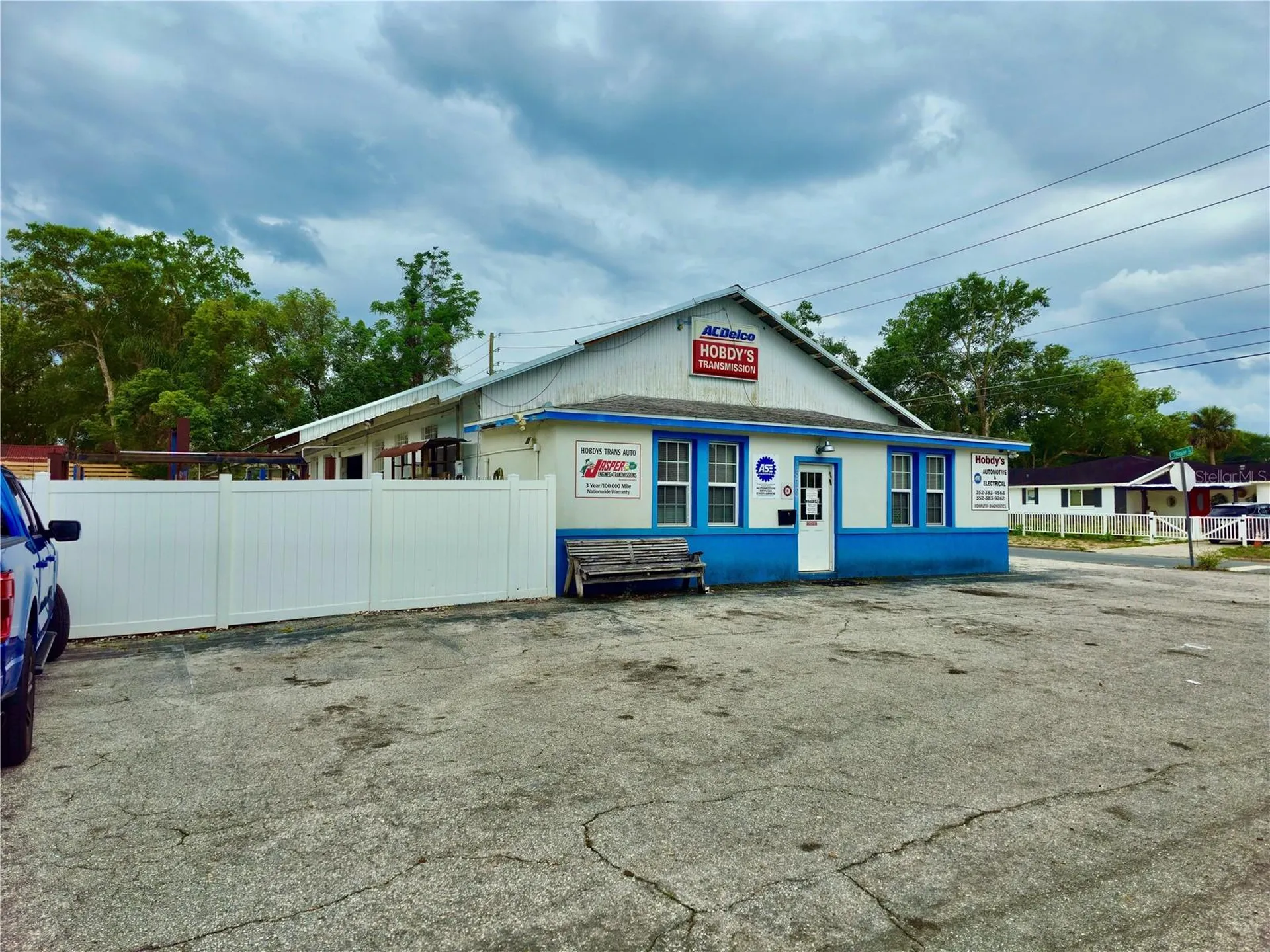 1310 1st Mount Dora FL 32757