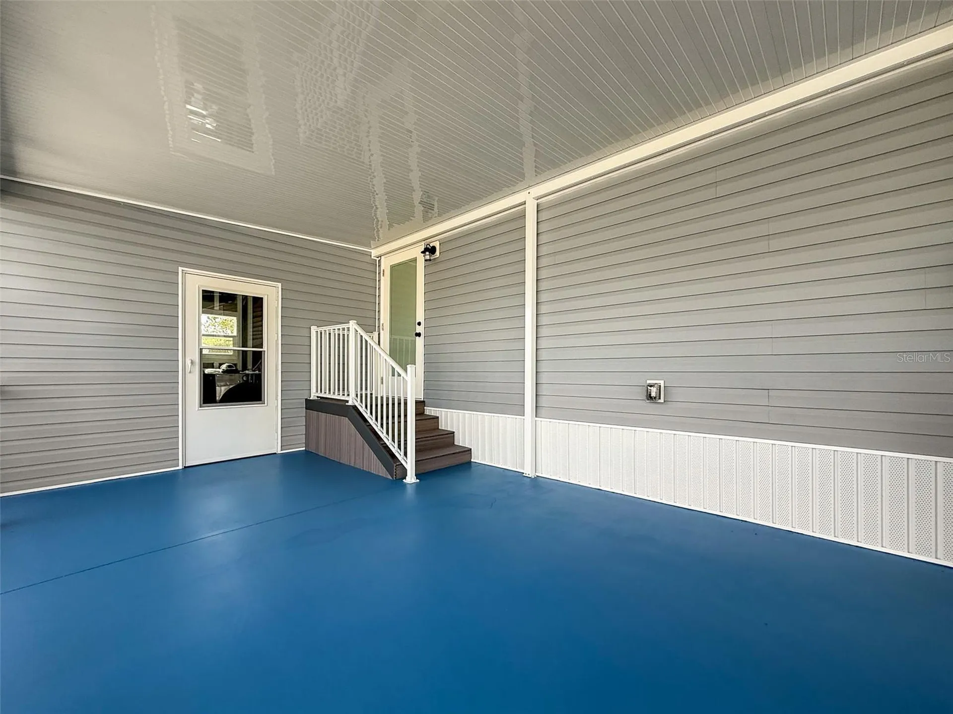 5141 Oakland Hills Avenue Sarasota FL 34234