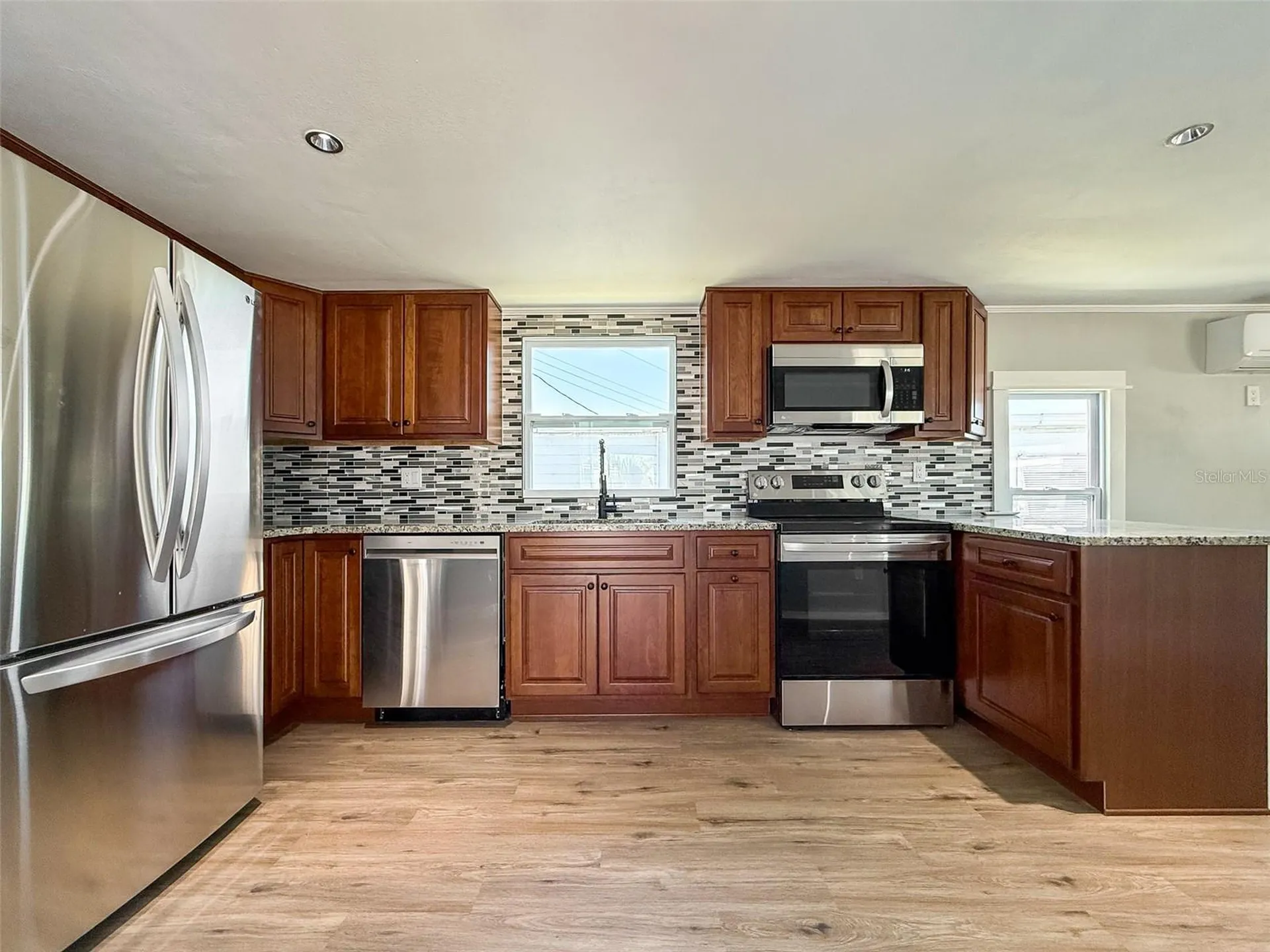 5141 Oakland Hills Avenue Sarasota FL 34234