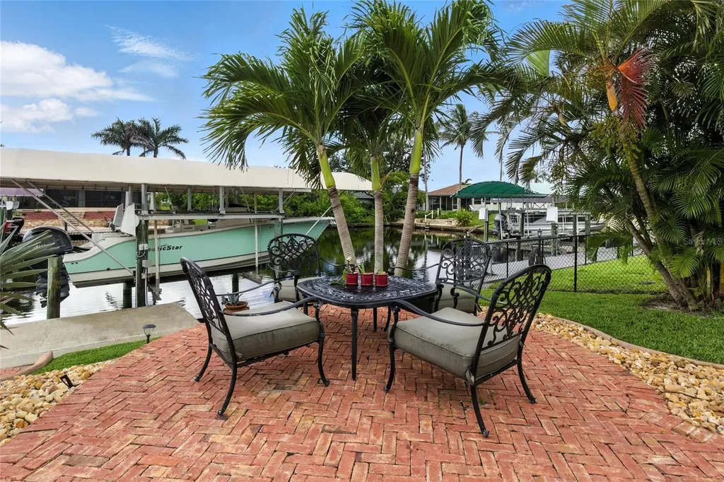 9402 Migue Circle Port Charlotte FL 33981