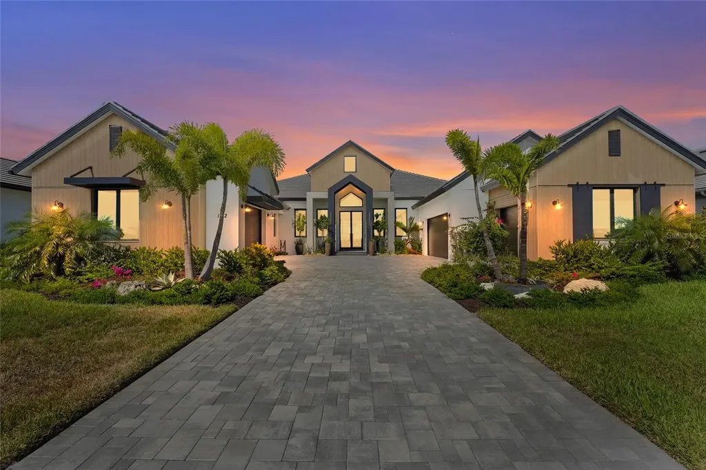1182 Blue Shell Loop Sarasota FL 34240