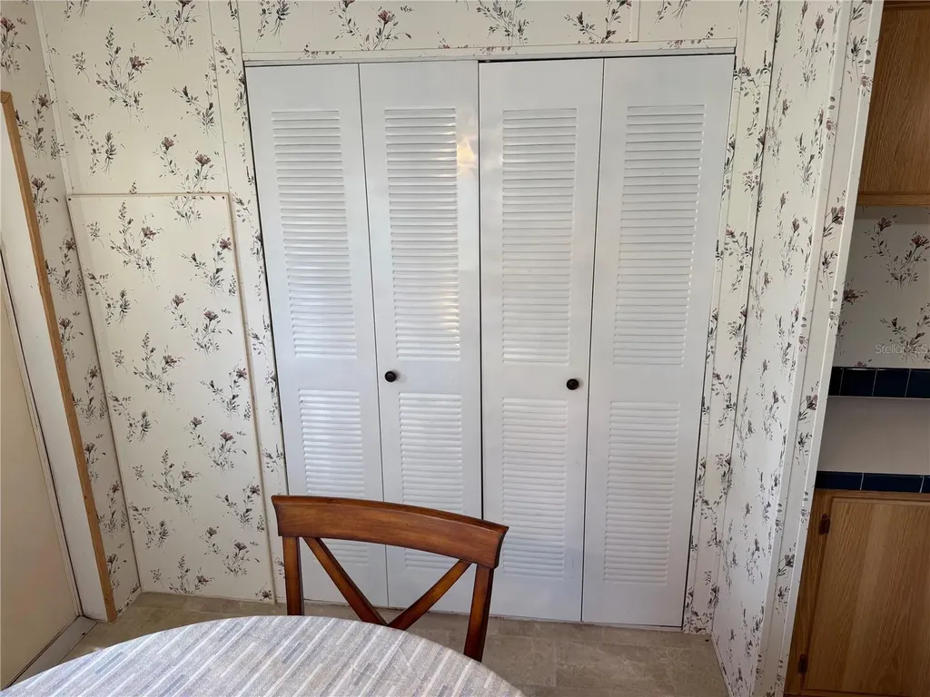 26 Canal Way Lake Panasoffkee FL 33538