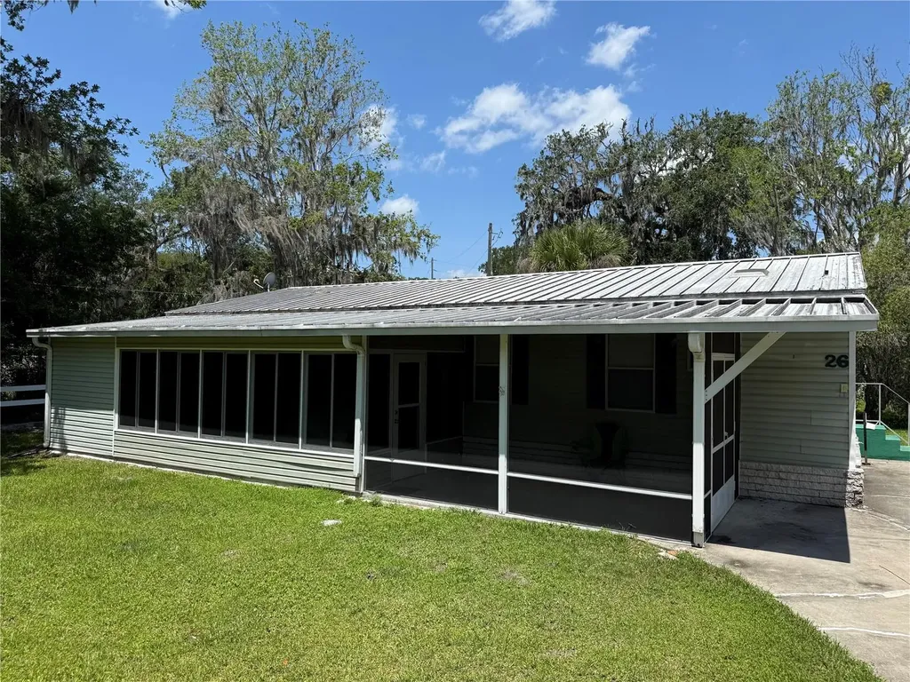 26 Canal Way Lake Panasoffkee FL 33538