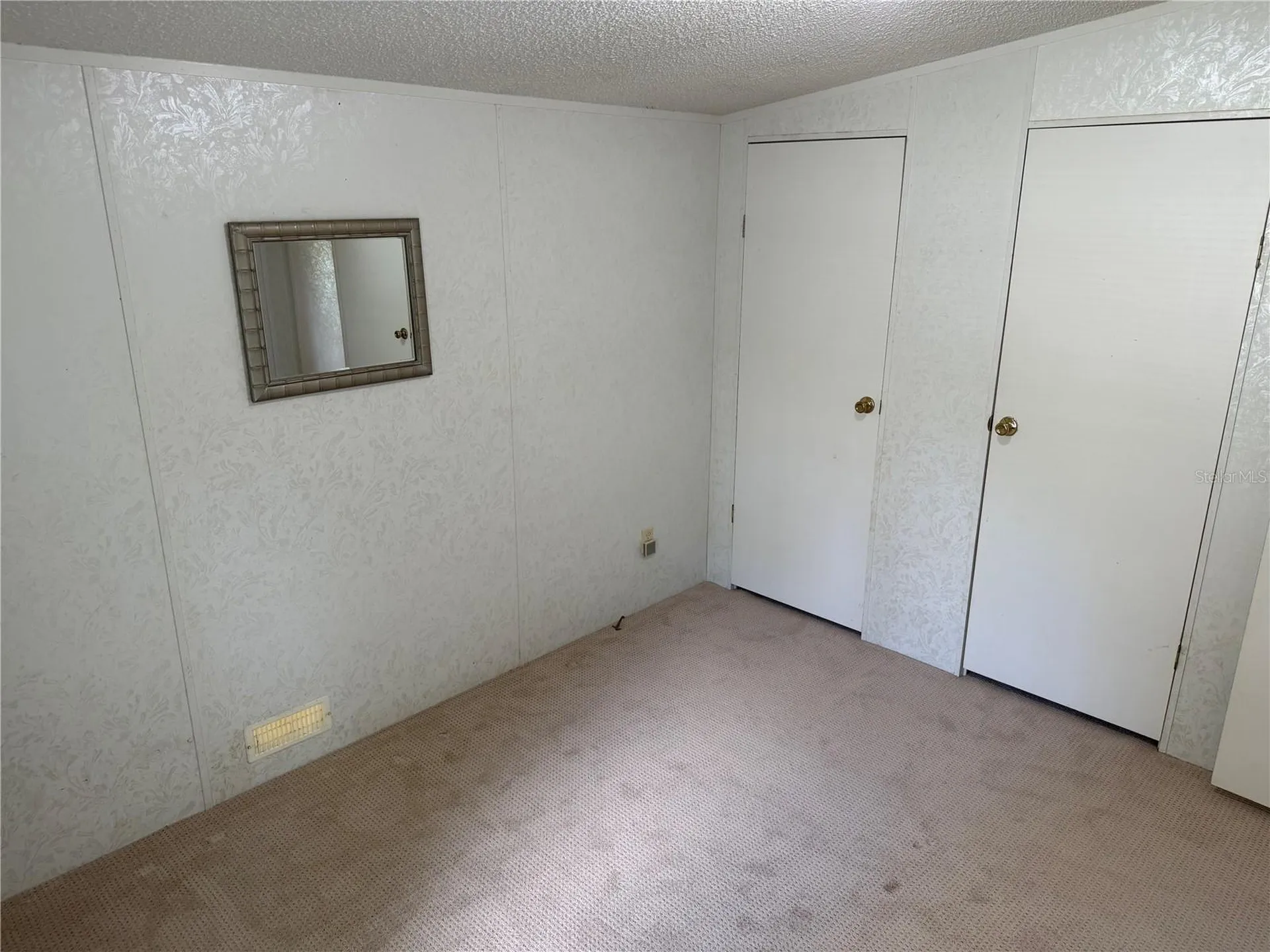 26 Canal Way Lake Panasoffkee FL 33538
