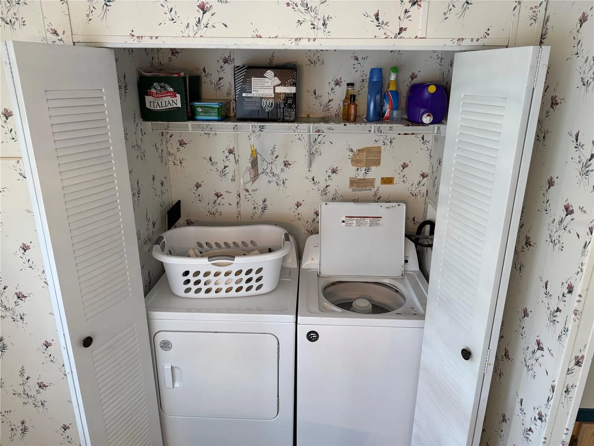26 Canal Way Lake Panasoffkee FL 33538