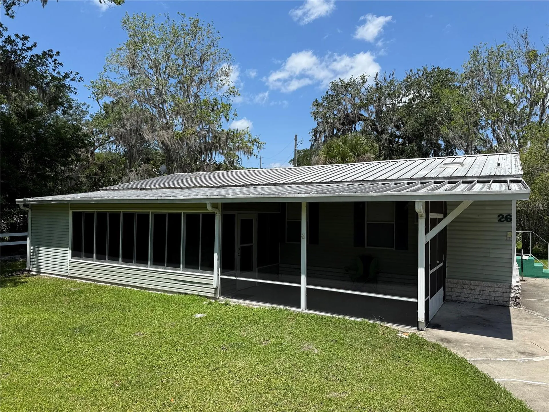 26 Canal Way Lake Panasoffkee FL 33538