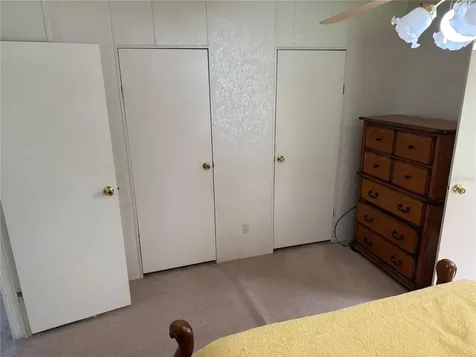 26 Canal Way Lake Panasoffkee FL 33538
