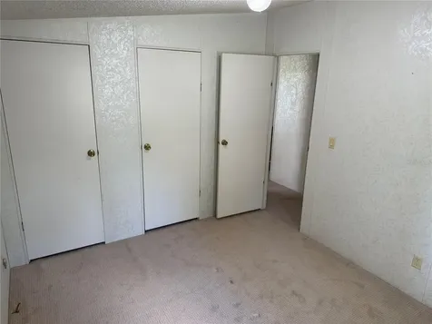 26 Canal Way Lake Panasoffkee FL 33538
