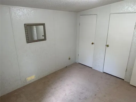 26 Canal Way Lake Panasoffkee FL 33538