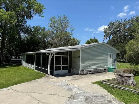 26 Canal Way Lake Panasoffkee FL 33538