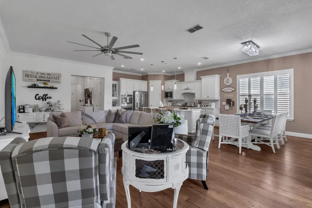 2233 Antilles Club Drive Kissimmee FL 34747