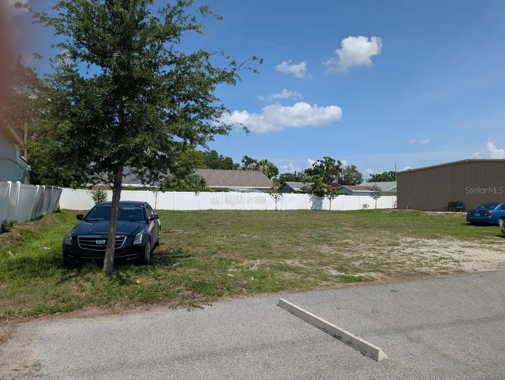 7011 N Manhattan Avenue Tampa FL 33614