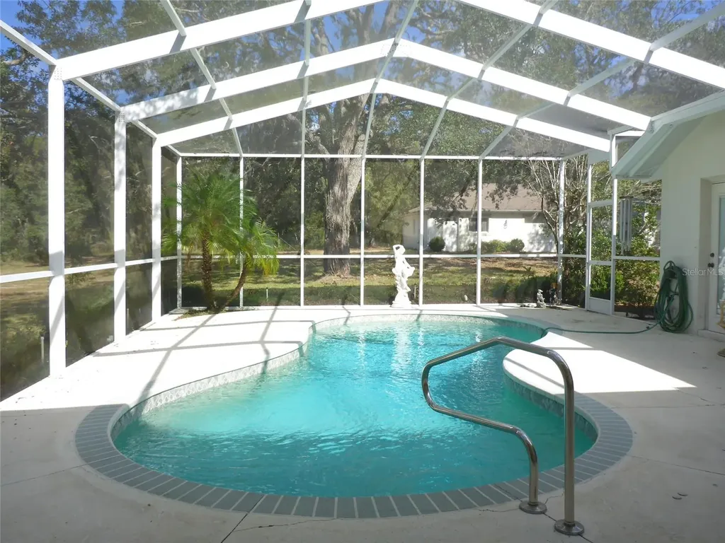 12271 Centralia Road Weeki Wachee FL 34614