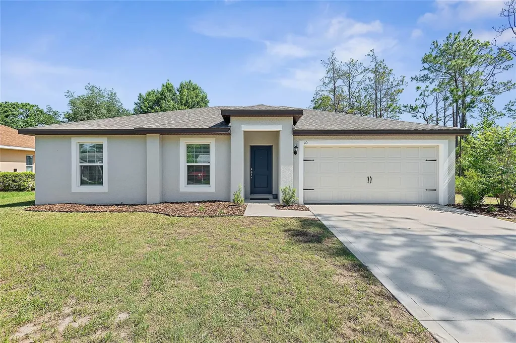10 Raemoor Drive Palm Coast FL 32164