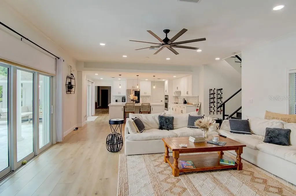 1720 Spring Creek Drive Sarasota FL 34239