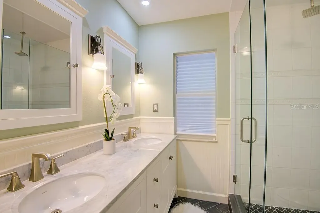 1720 Spring Creek Drive Sarasota FL 34239