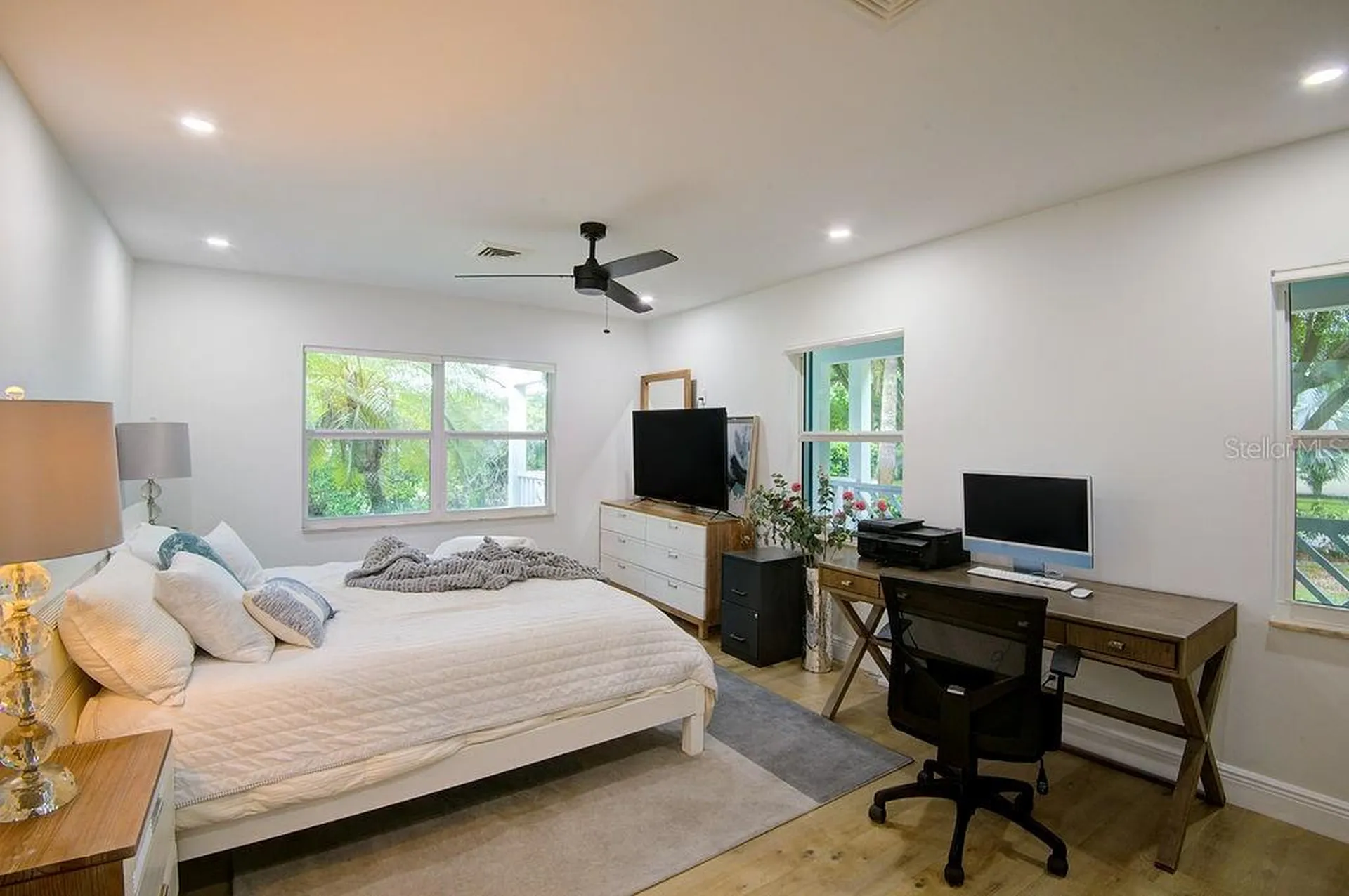 1720 Spring Creek Drive Sarasota FL 34239