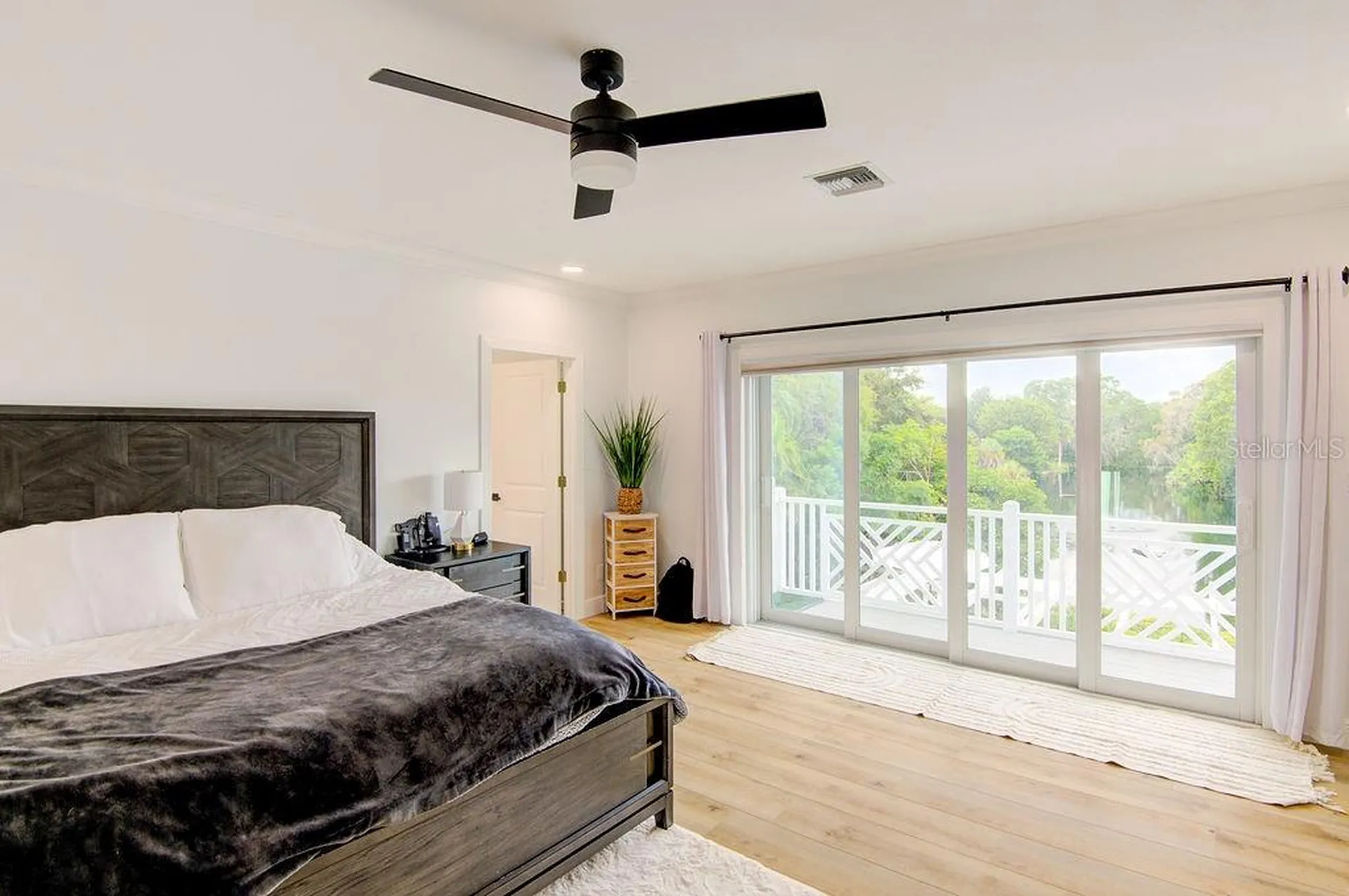1720 Spring Creek Drive Sarasota FL 34239
