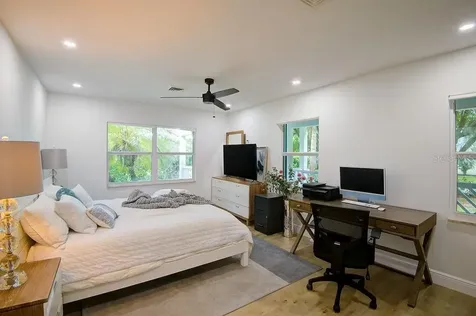 1720 Spring Creek Drive Sarasota FL 34239