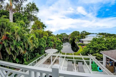 1720 Spring Creek Drive Sarasota FL 34239