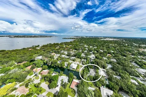 1720 Spring Creek Drive Sarasota FL 34239