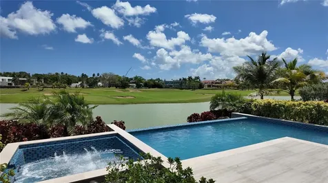 The Isles, #55 Lakefront Home, Dorado PR 00646