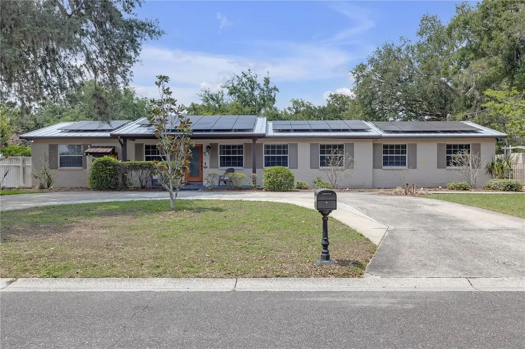 2704 Dorene Drive Plant City FL 33563