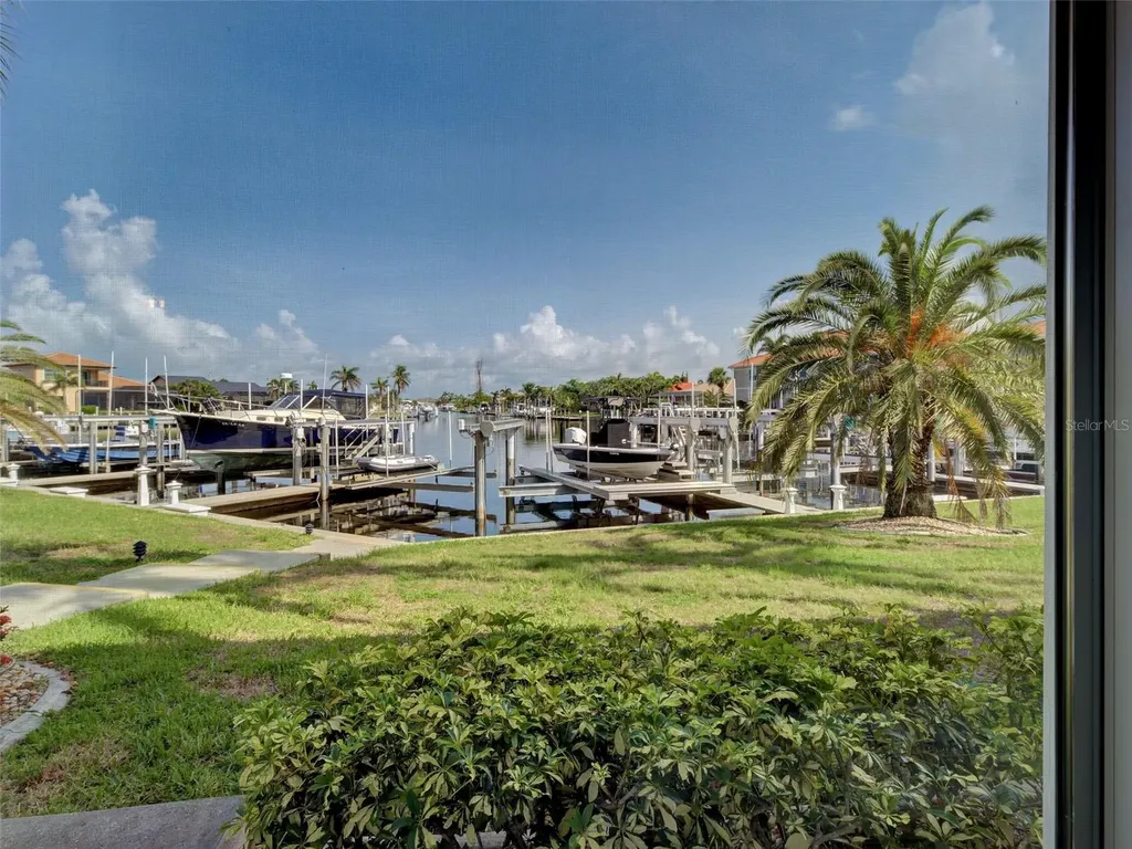 2590 Tarpon Cove Drive Punta Gorda FL 33950