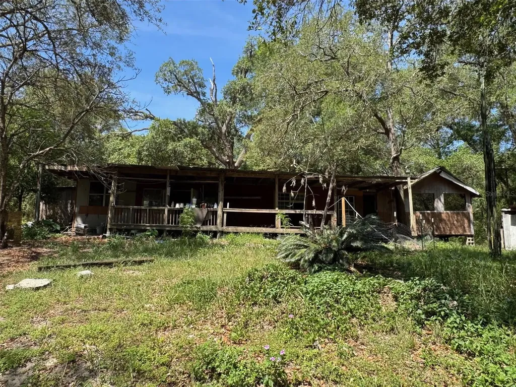 16137 SE 34th Place Ocklawaha FL 32179