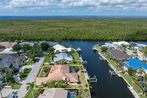 5023 Key Largo Drive Punta Gorda FL 33950