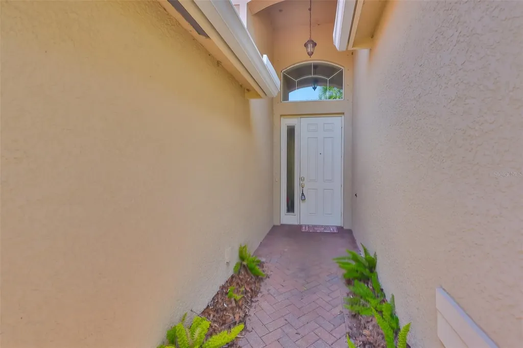 16227 Cape Coral Drive Wimauma FL 33598