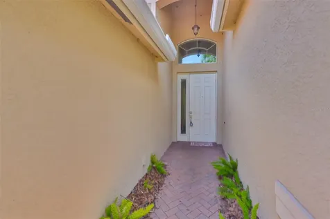 16227 Cape Coral Drive Wimauma FL 33598