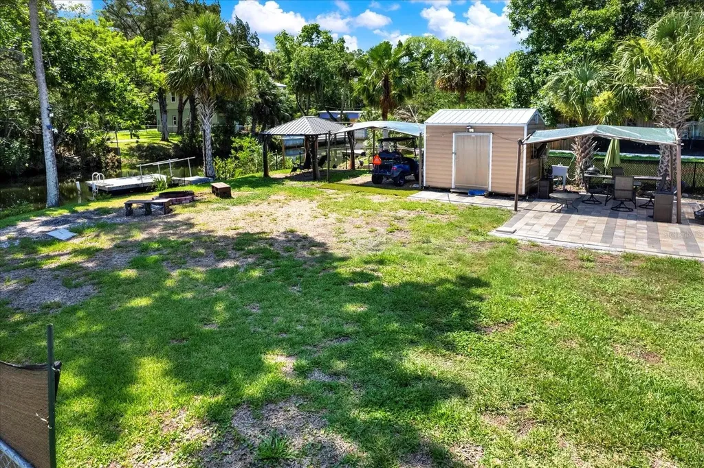6230 Island Drive Weeki Wachee FL 34607